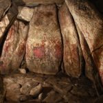 Pinturas e gravuras dos monumentos megalíticos em Portugal