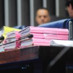 Sucateando a democracia