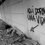 Sentar nas pedras – a espera dos invisíveis