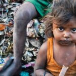 Pobreza extrema global aumenta pela primeira vez em 20 anos
