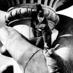 A política contemporânea é uma trama hitchcockiana invertida?